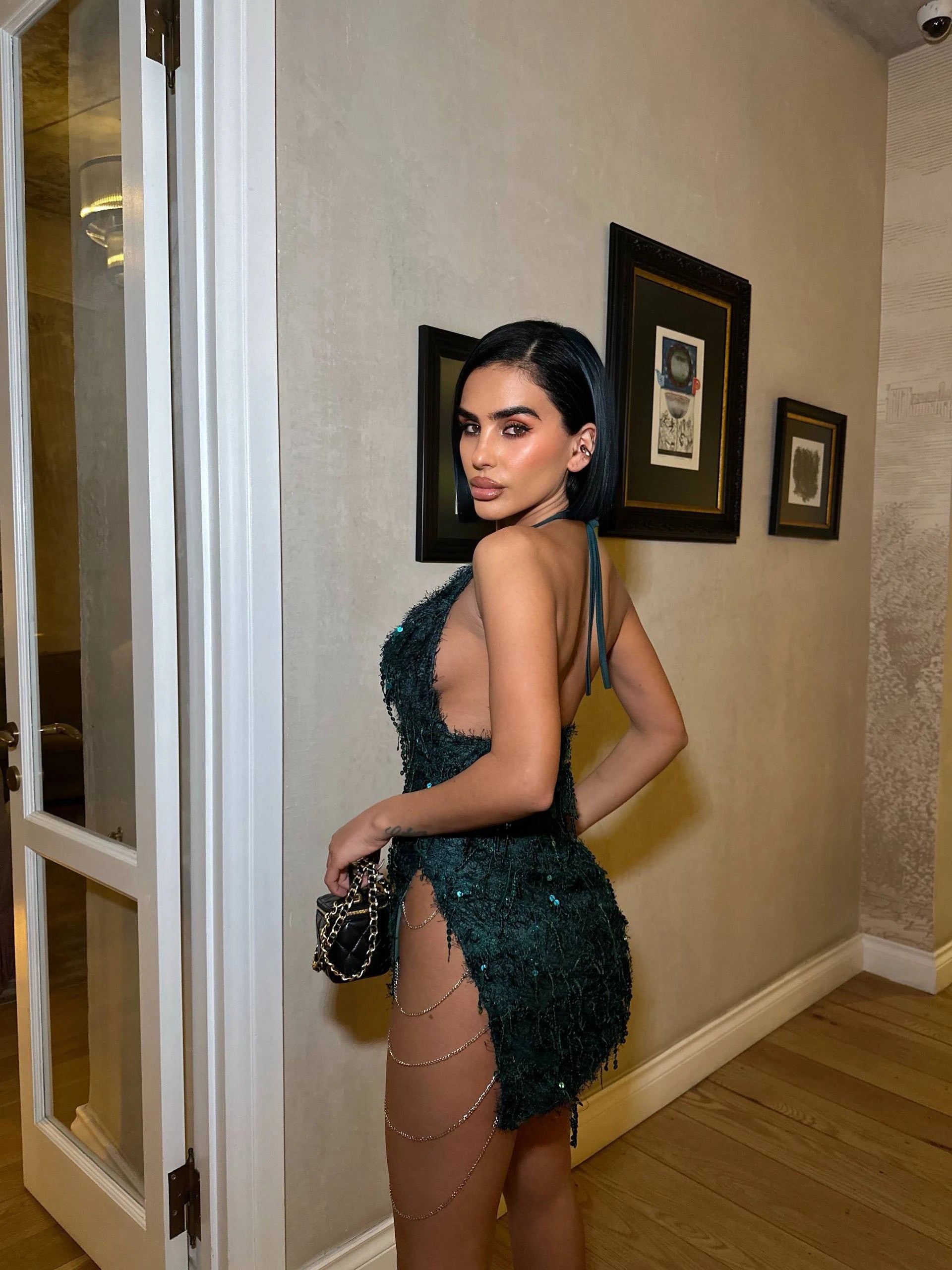 Короткое платье с бахромой Emerald Fringe Chain – Laryss Sharm